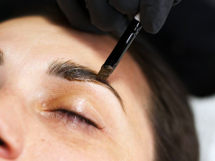Professional Eyebrow Tinting Procedure