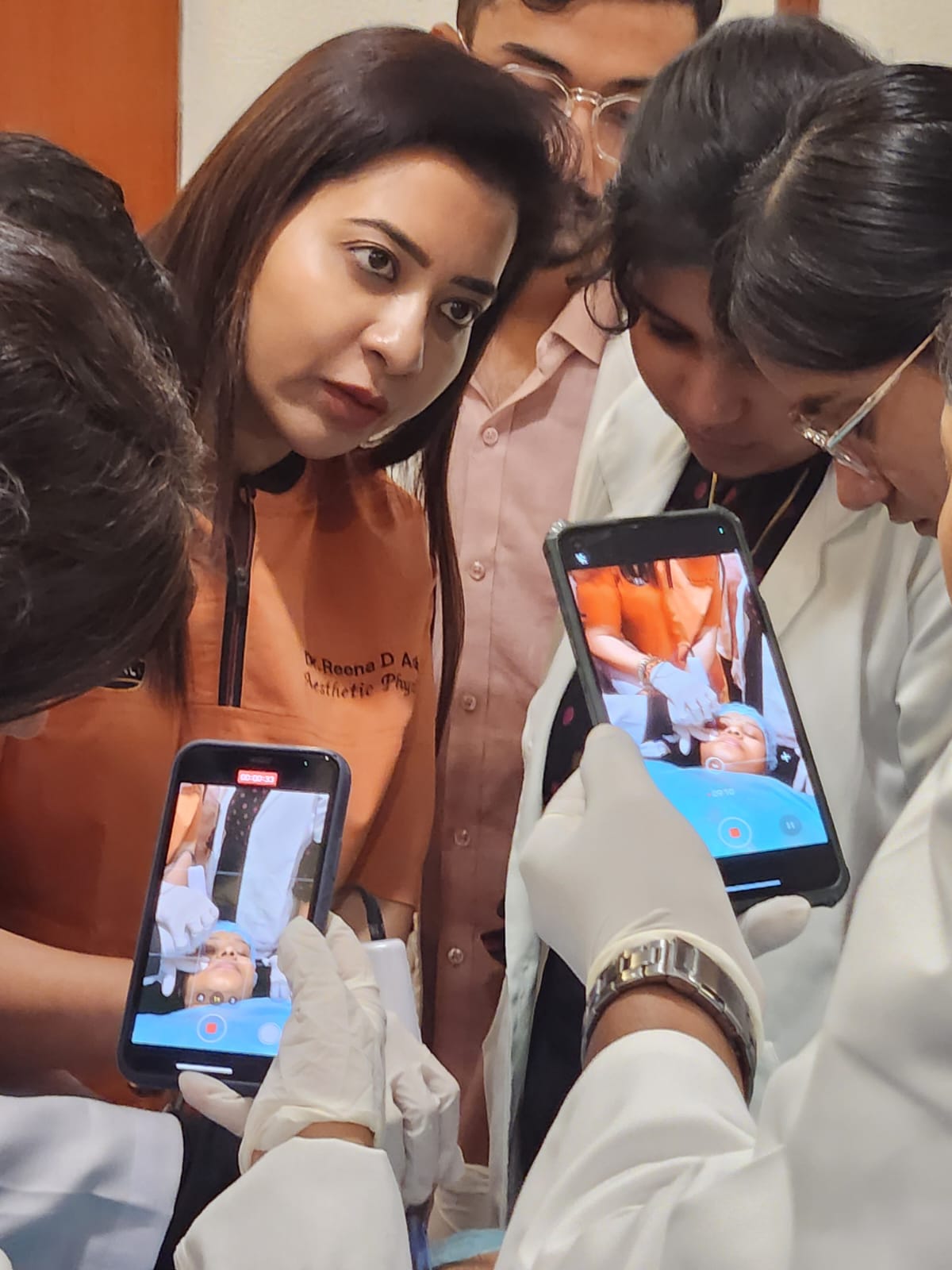 Dr Reinaa Abhay Perfect U Clinic aesthetic training session with medical professionals in Pune Maharashtra